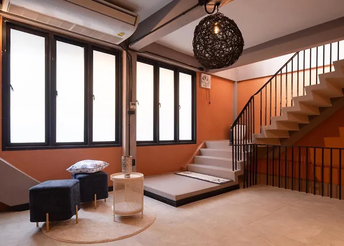 10minbts/kingbed/balcony/dryer/fastwifi/foodst.