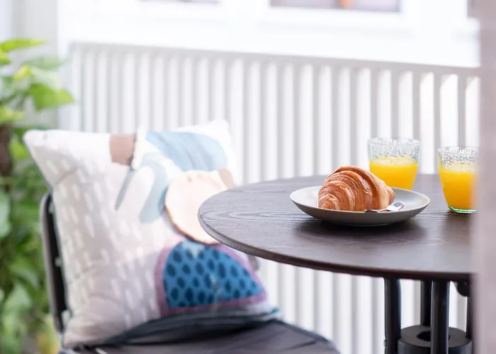 10minbts/kingbed/balcony/dryer/fastwifi/foodst. Проживание в семье *