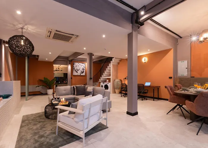 Privat bolig 10minbts/kingbed/balcony/dryer/fastwifi/foodst.
