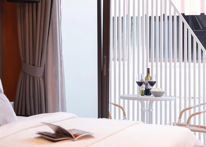 Privat bolig 10minbts/kingbed/balcony/dryer/fastwifi/foodst. *
